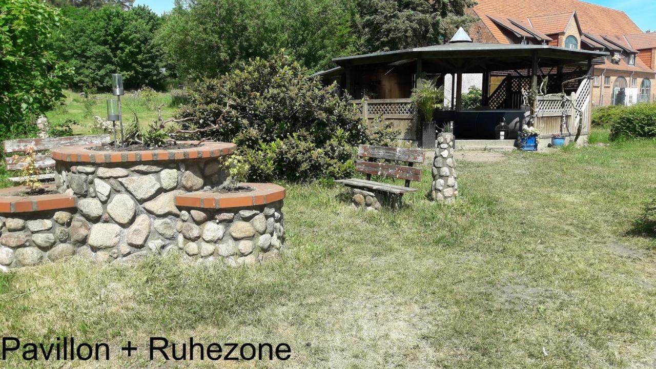 Ferien Mecklenburgische Seenplatte, Urlaub Auf Dem Gutshof Apartment *